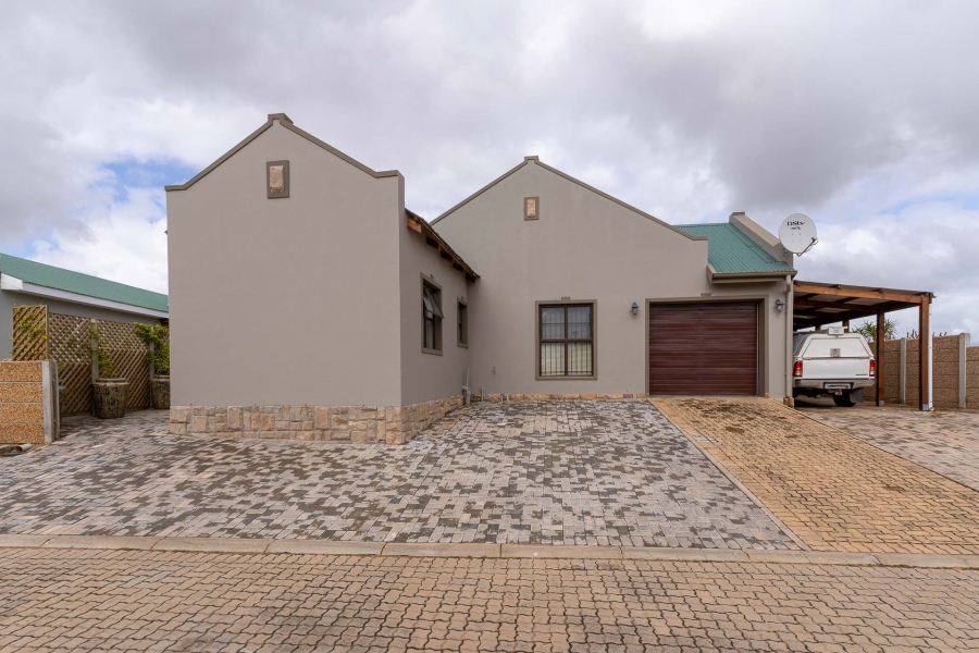 3 Bedroom Property for Sale in Riversdale Western Cape